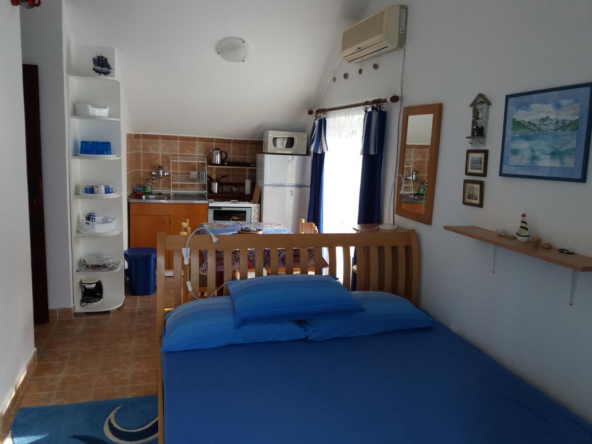 Apartment "I Love Njivice" Herceg Novi Exterior photo